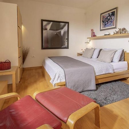 Villa Emili In Medulin - Haus Fuer 4-5 Personen 外观 照片