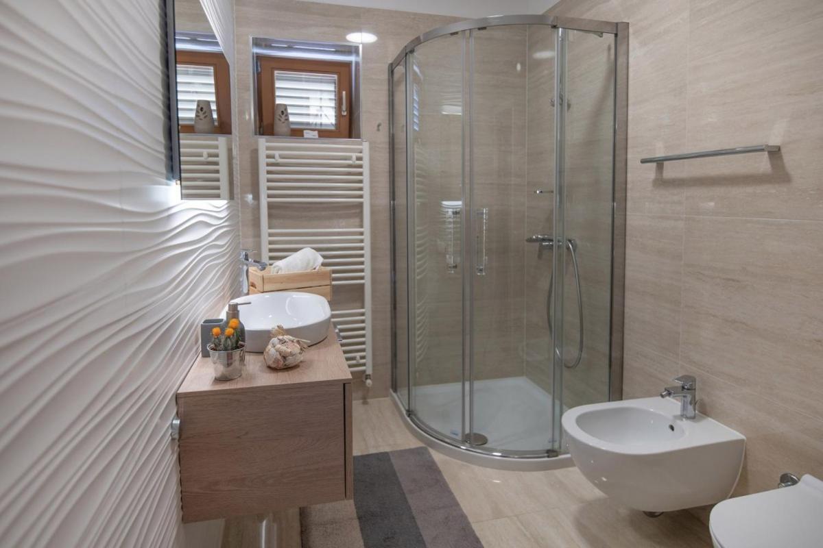 Villa Emili In Medulin - Haus Fuer 4-5 Personen 外观 照片
